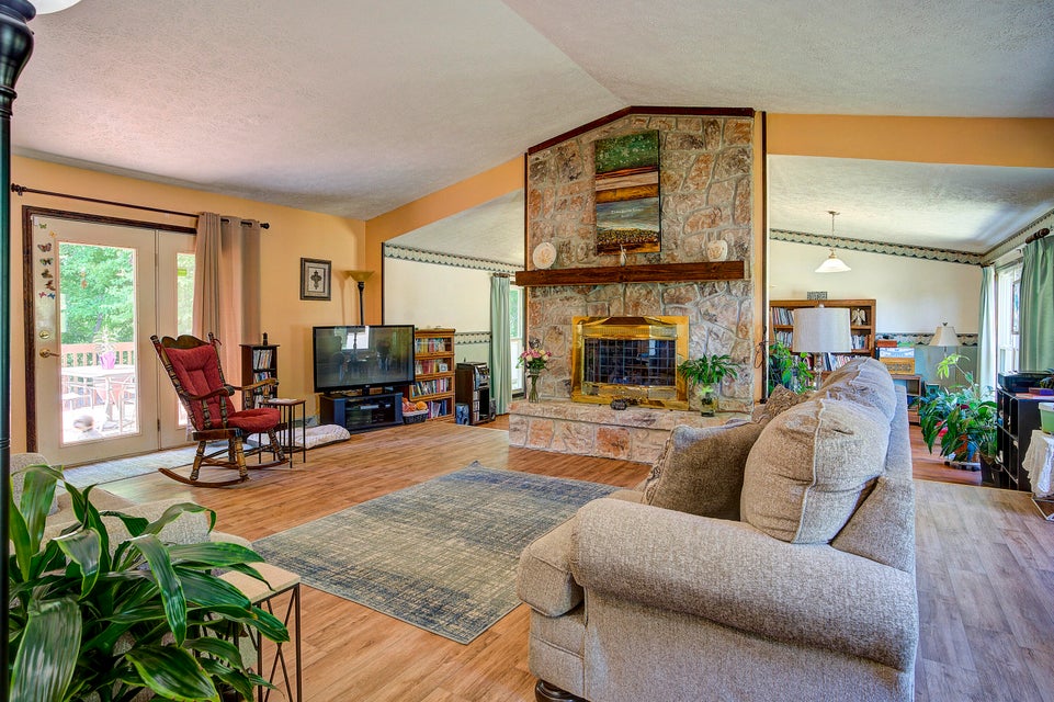Photo #8: 146 Carden Drive