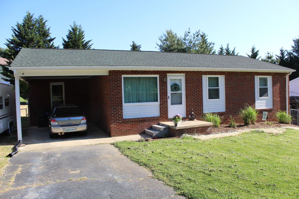 Photo #2: 130 Cedar Valley Boulevard