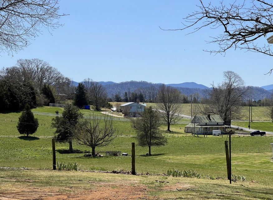 Photo #4: 5245 Old Asheville Highway