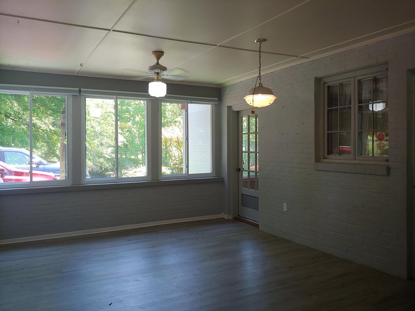 Photo #29: 104 Fieldcrest Road