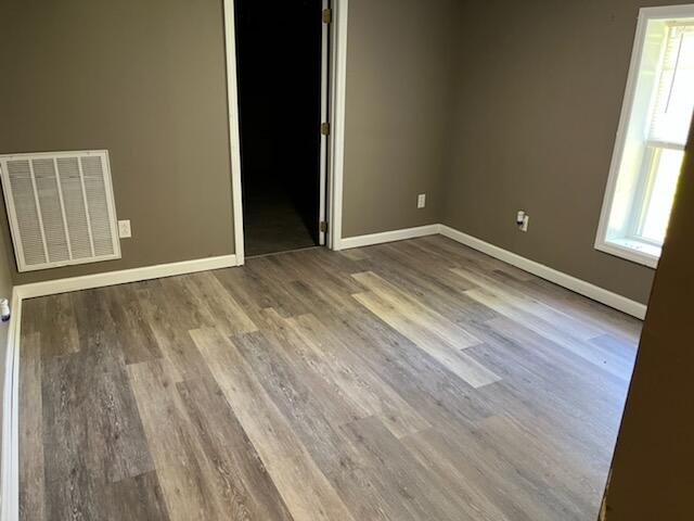 Photo #10: 2123 Hawthorne Street