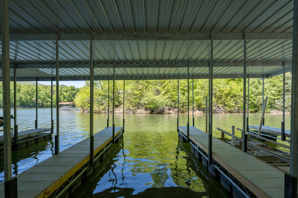 Photo #2: 124 Diamond Point Drive