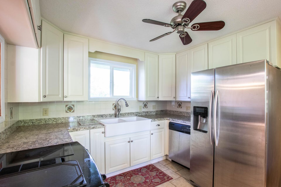 Photo #11: 104 Ridgewood Drive