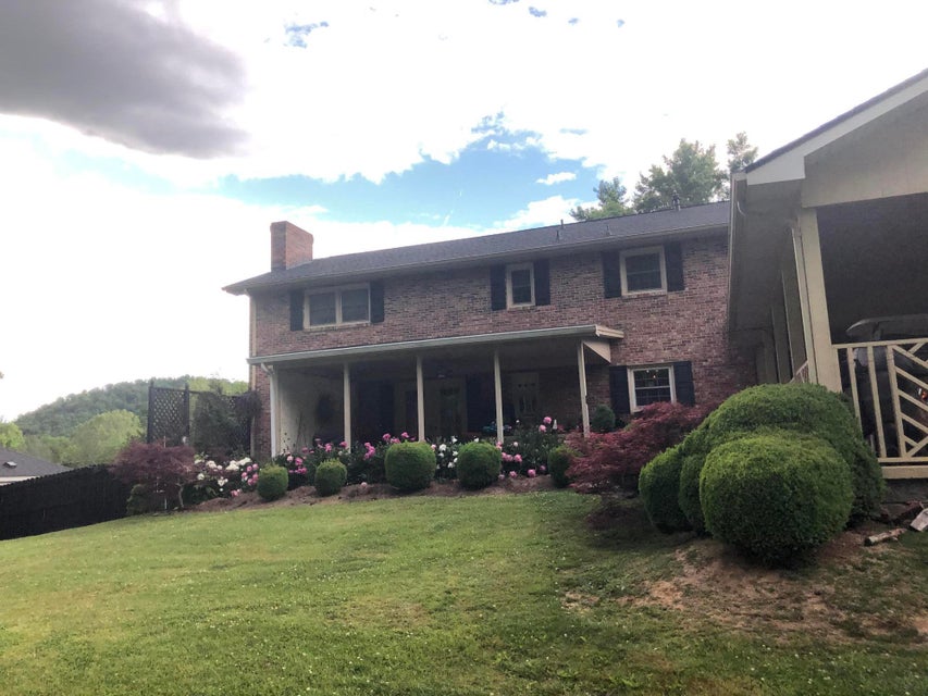 Photo #3: 1606 Willowbrook Drive