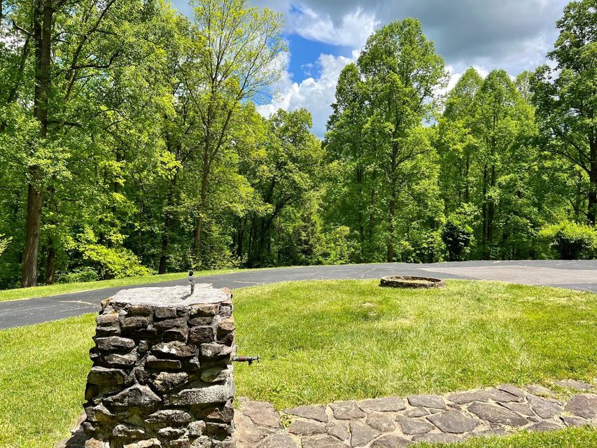 Photo #12: 9235 Dogwood Hill