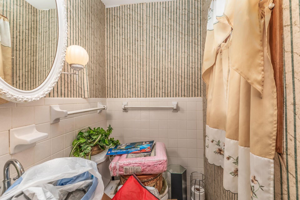 Photo #17: 6100 Starhurst Drive