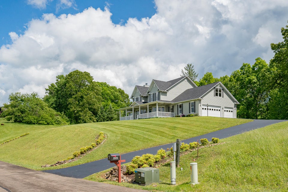 Photo #6: 221 Harbor View Road