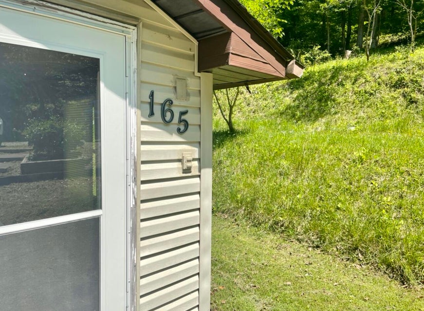 Photo #4: 165 Whispering Pine Road