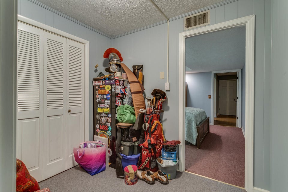 Photo #38: 405 Coralwood Drive