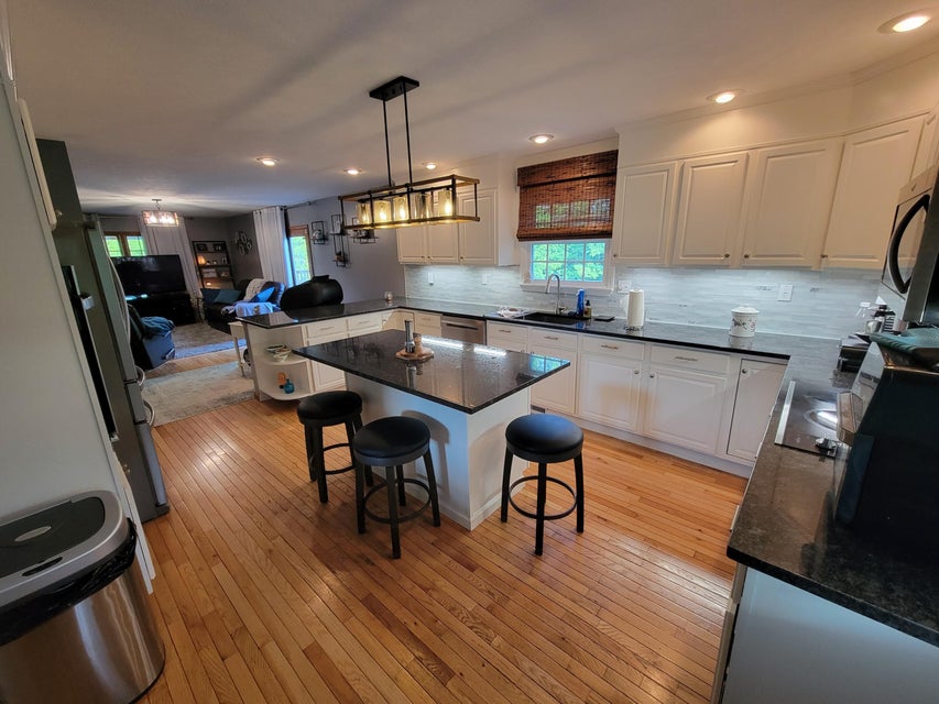 Photo #19: 302 Chalet Drive