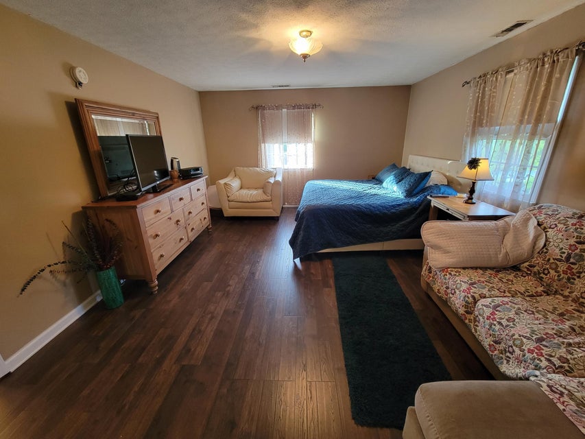 Photo #36: 302 Chalet Drive