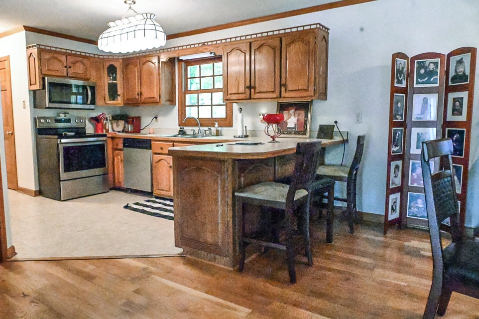 Photo #37: 367 Max Jett Road