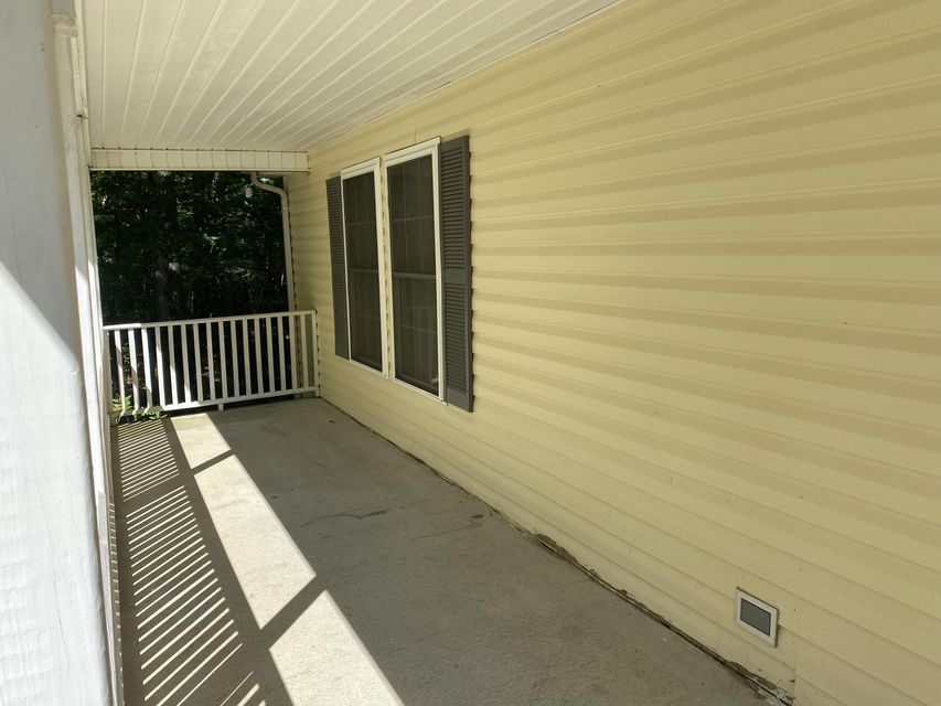 Photo #3: 128 Morris Circle