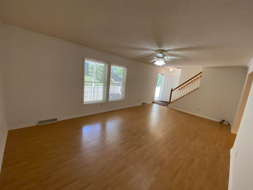Photo #42: 128 Morris Circle