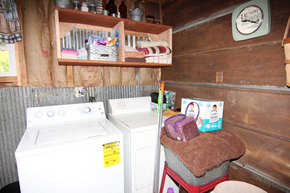 Photo #14: 1674 Slabtown Road