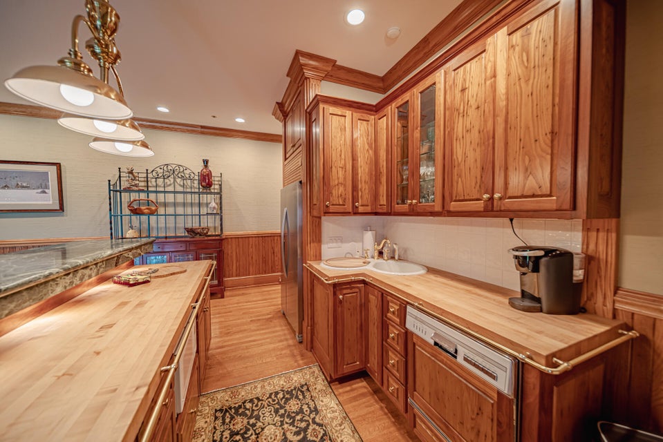 Photo #7: 1051 Modock Road