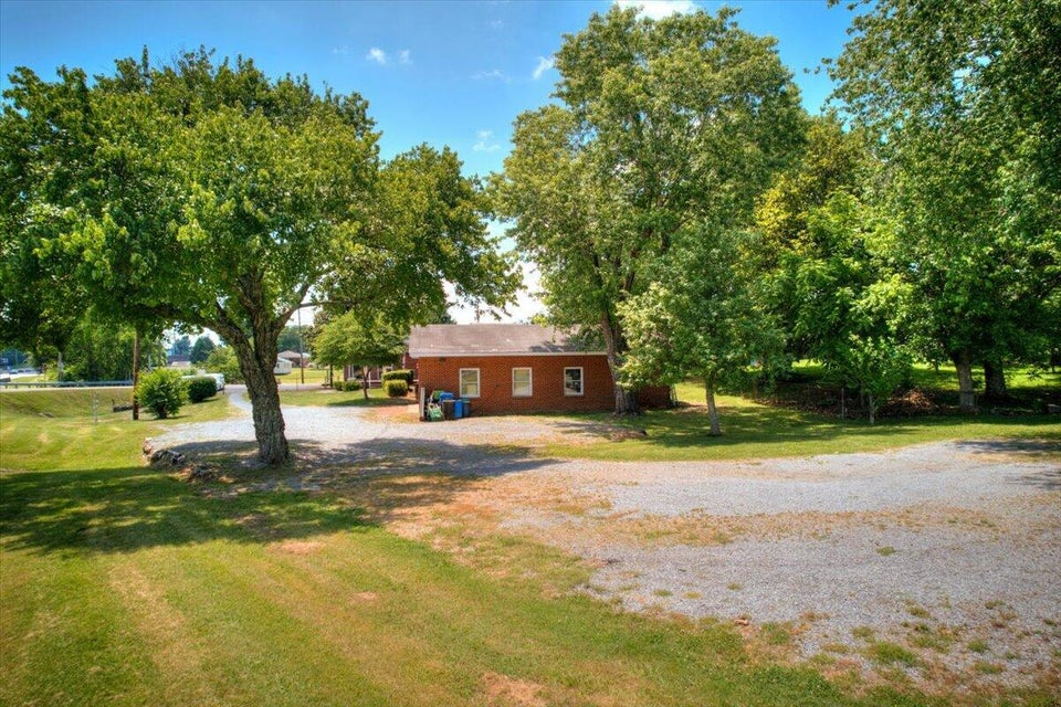 Photo #36: 119 Hawkins Avenue