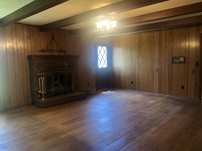 Photo #19: 714 Fairway Drive