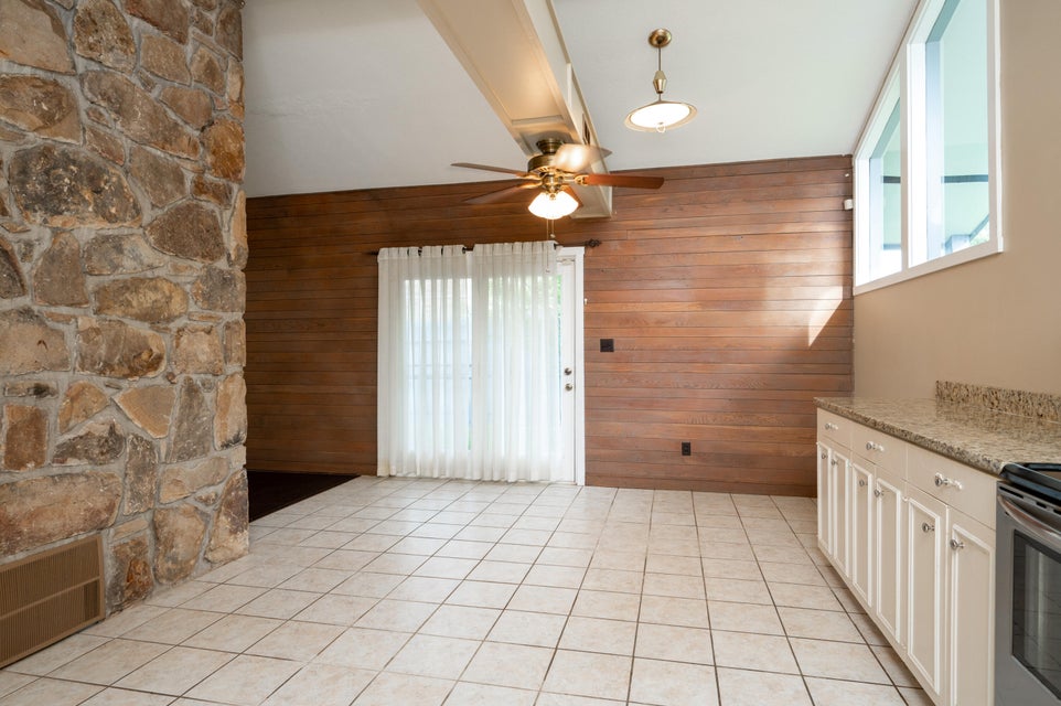Photo #7: 6321 Booth Court
