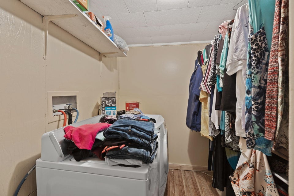 Photo #27: 1753 Harris Street