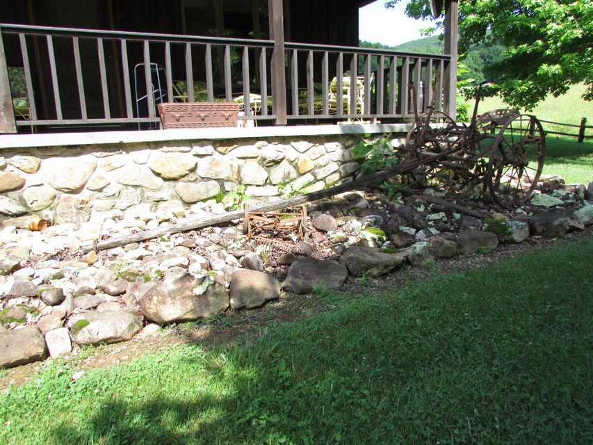 Photo #50: 191 Little Stoney Creek Road
