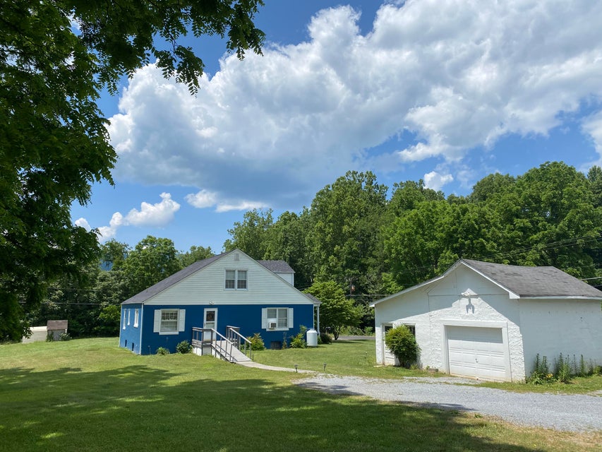 Photo #8: 316 Peters Hollow Road
