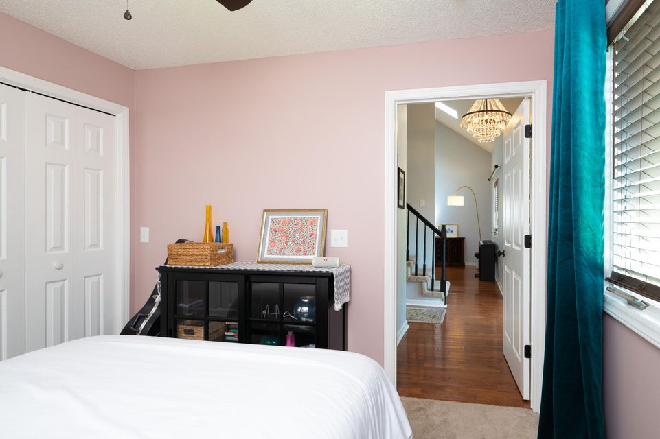 Photo #7: 170 Aston Court