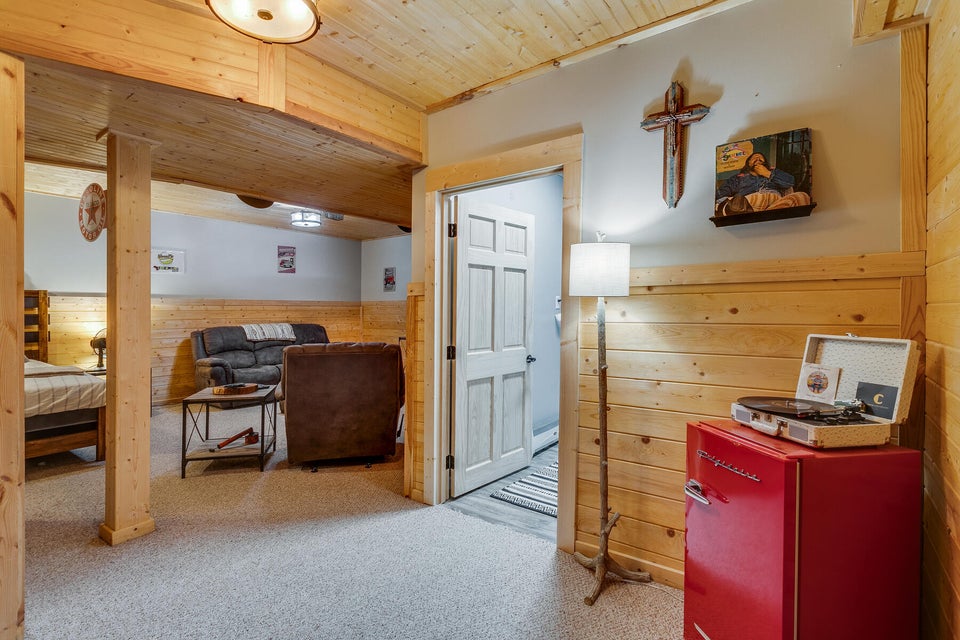 Photo #30: 210 Maple Ridge Drive