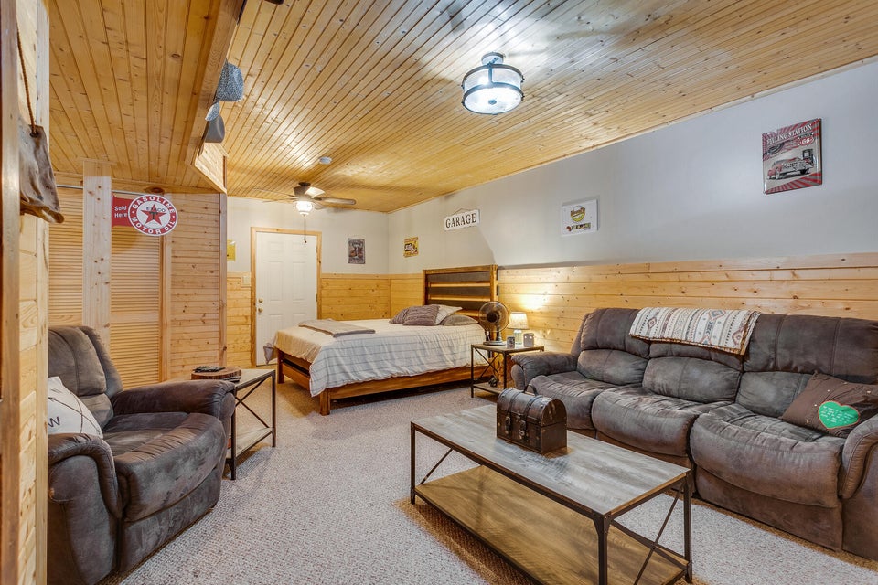 Photo #35: 210 Maple Ridge Drive