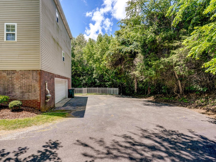 Photo #9: 234 Cedar Valley Boulevard