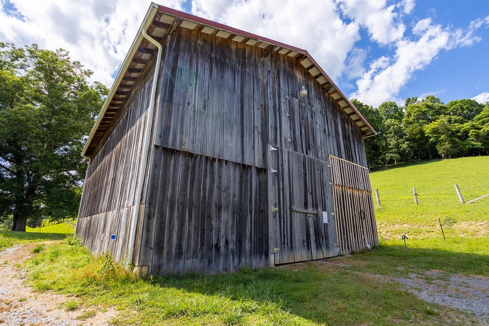 Photo #49: 635 Ivy Valley Road