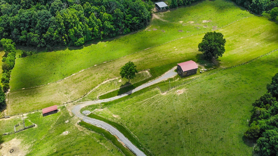 Photo #55: 635 Ivy Valley Road