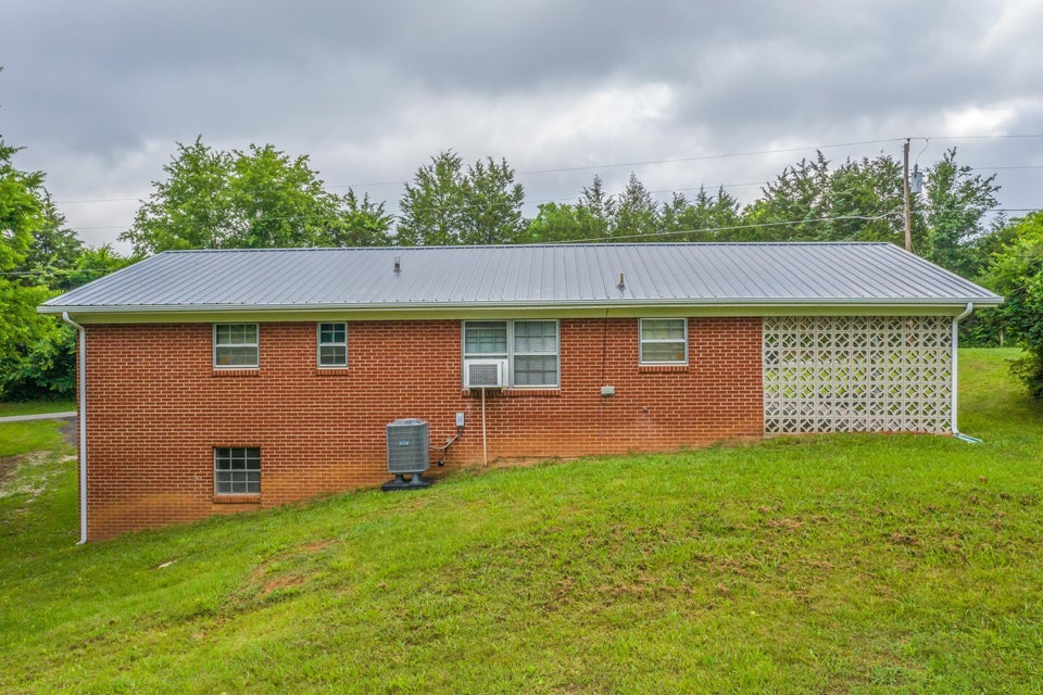 Photo #5: 5767 Buell Street
