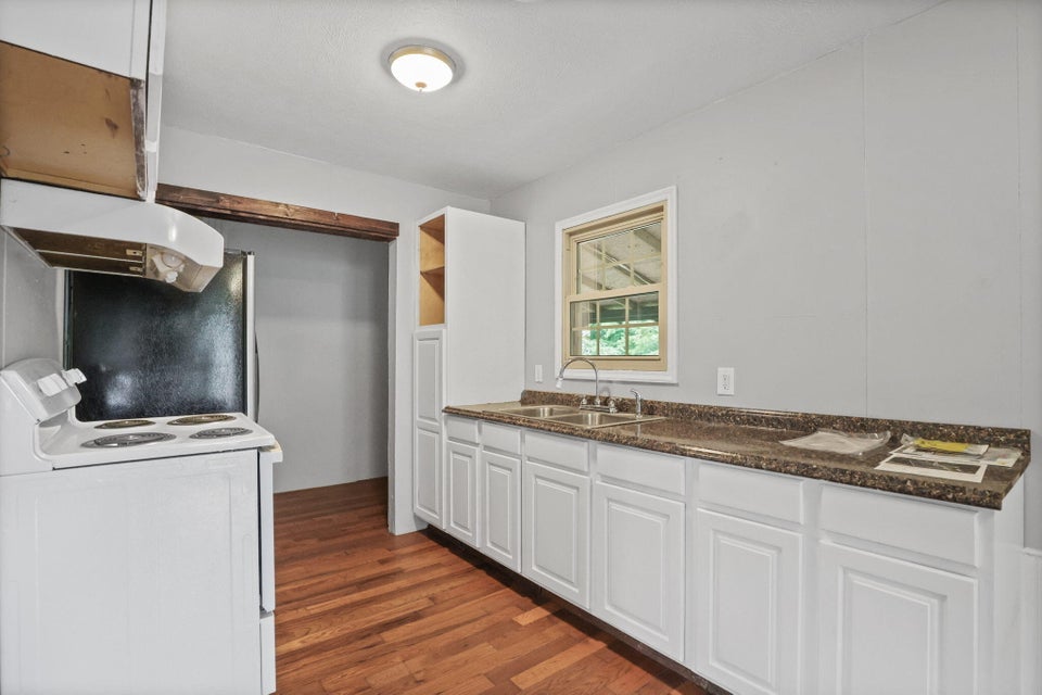 Photo #6: 301 Littleton Road