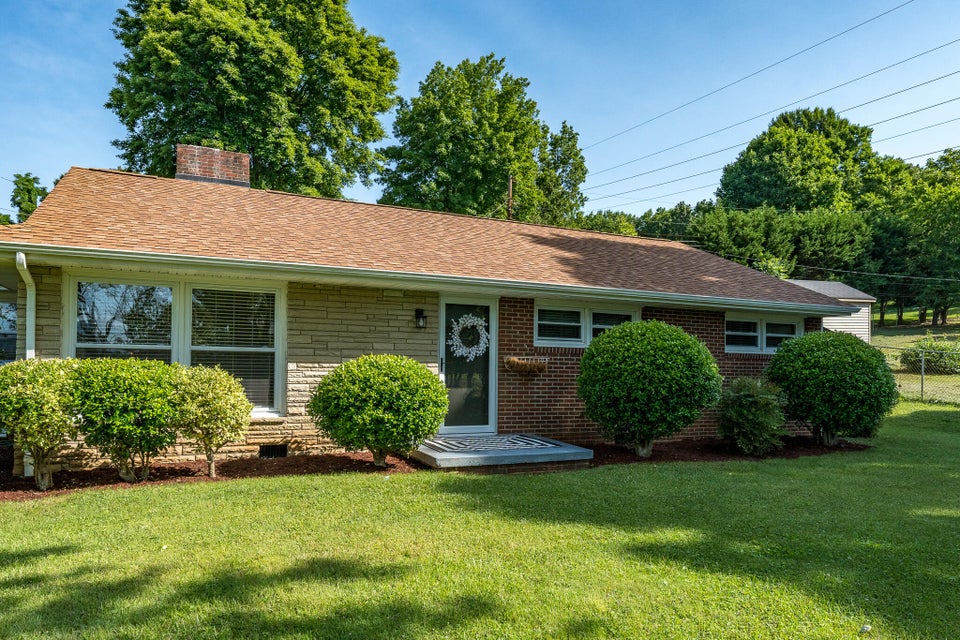 Photo #8: 323 Woodland Street