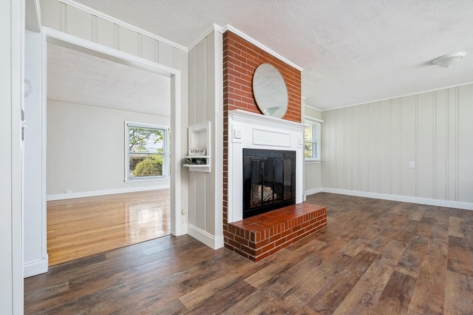 Photo #16: 323 Woodland Street