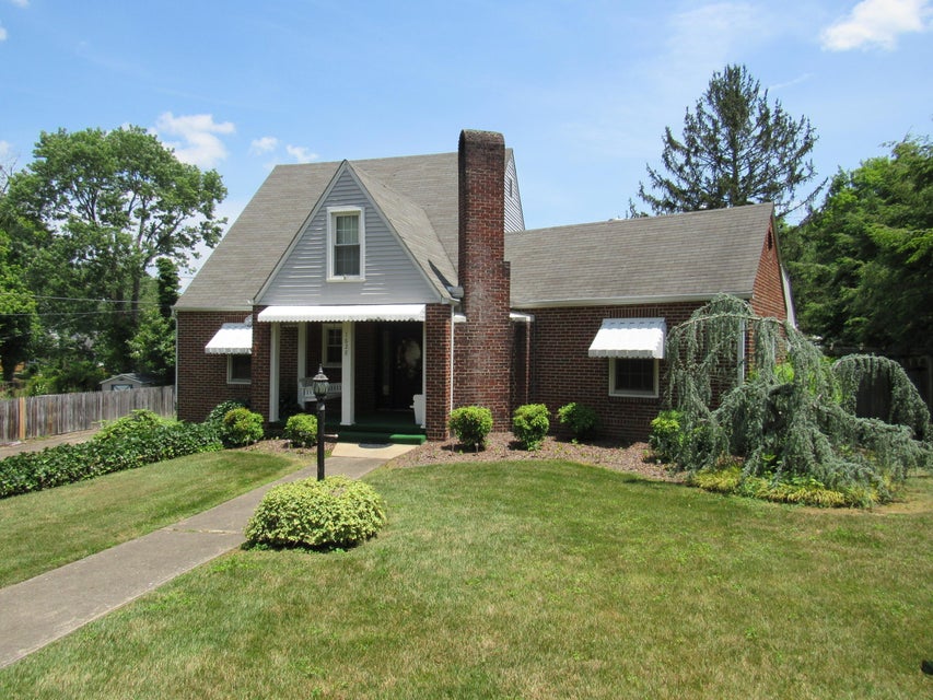 Photo #3: 1628 Belmeade Drive
