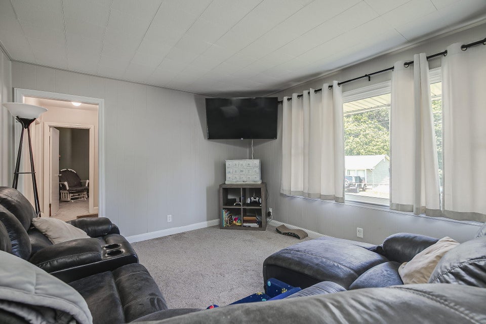 Photo #9: 324 Holston Drive