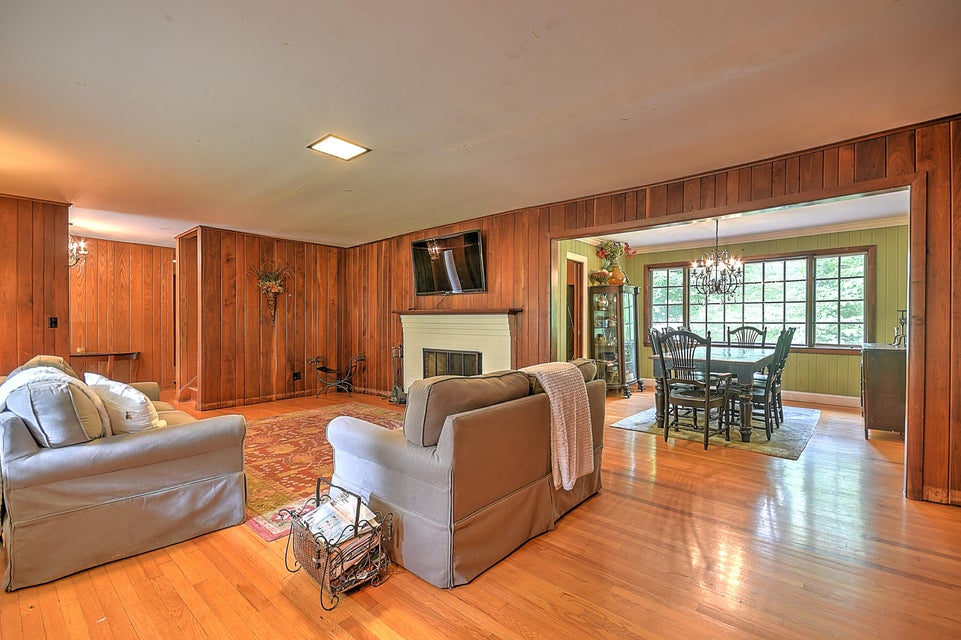 Photo #7: 4301 Stagecoach Road