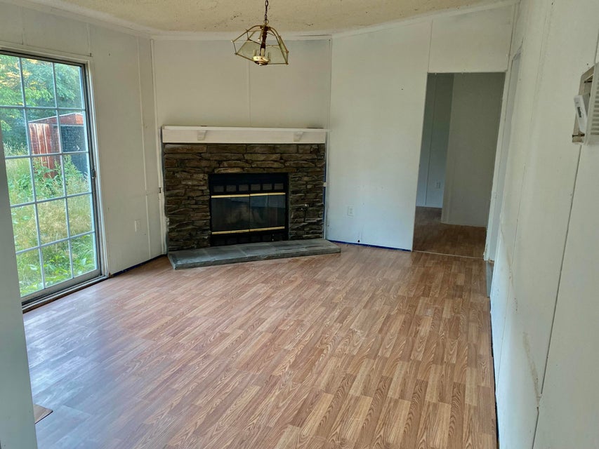 Photo #7: 117 Pemberton Court