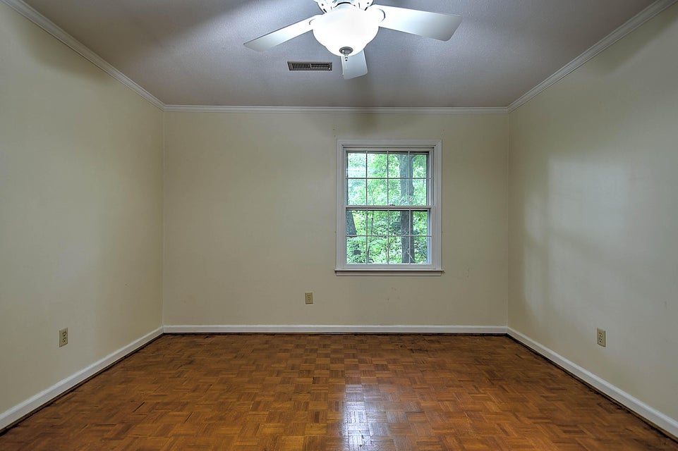 Photo #34: 1405 King College Road