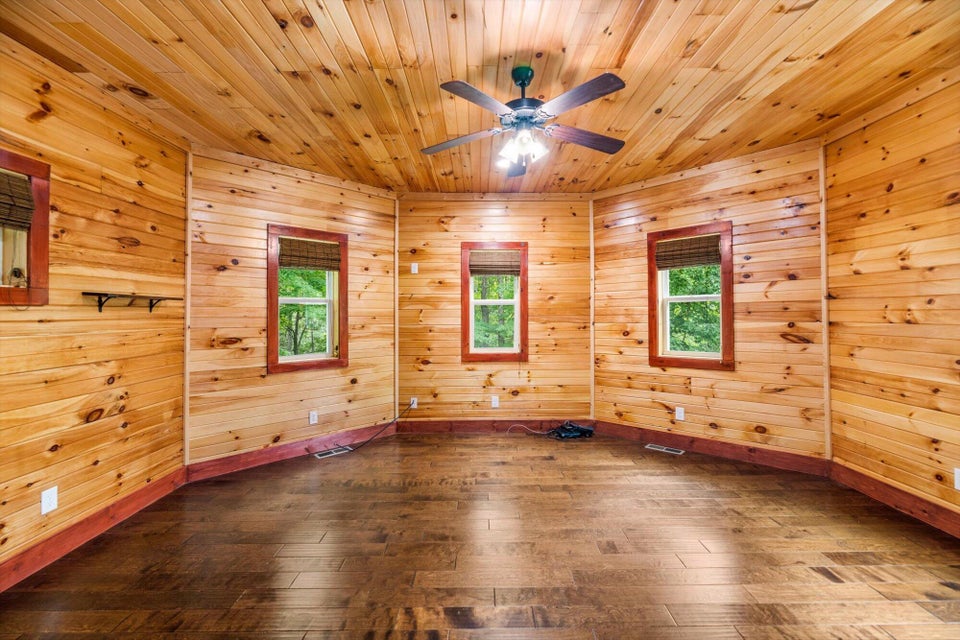 Photo #17: 917 Hickory Hollow Way