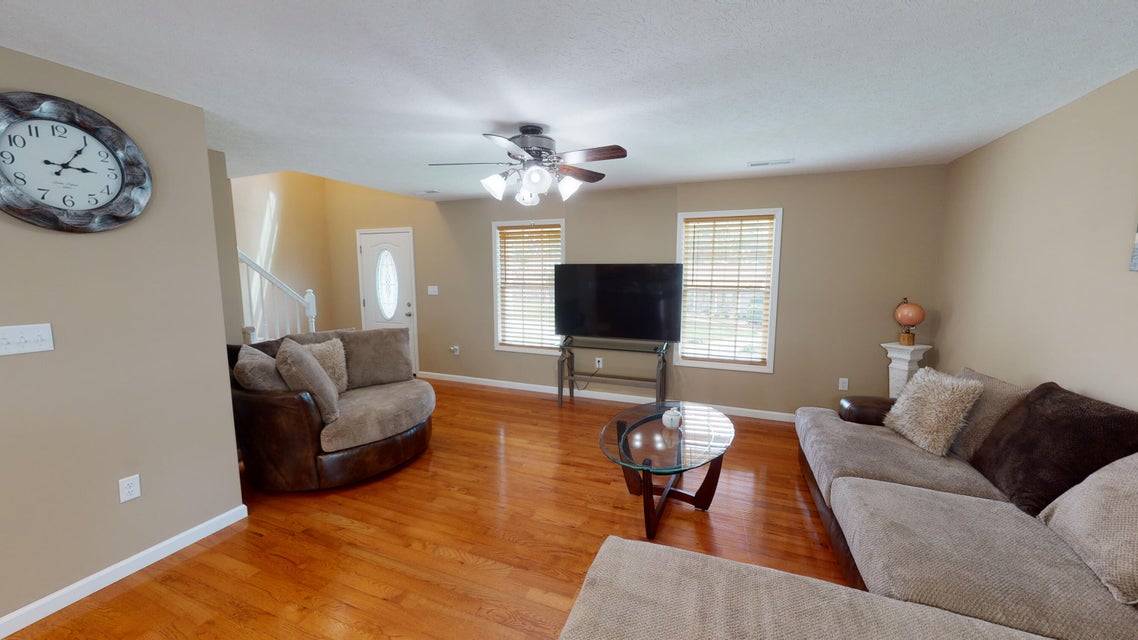 Photo #5: 874 Hemlock Circle