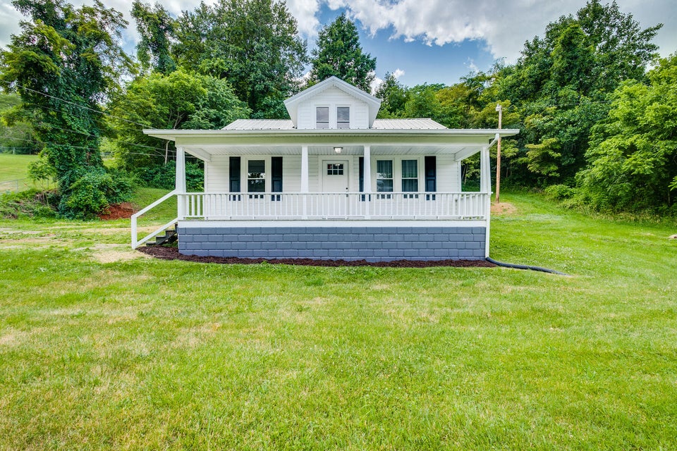 Photo #28: 2046 Carolina Avenue