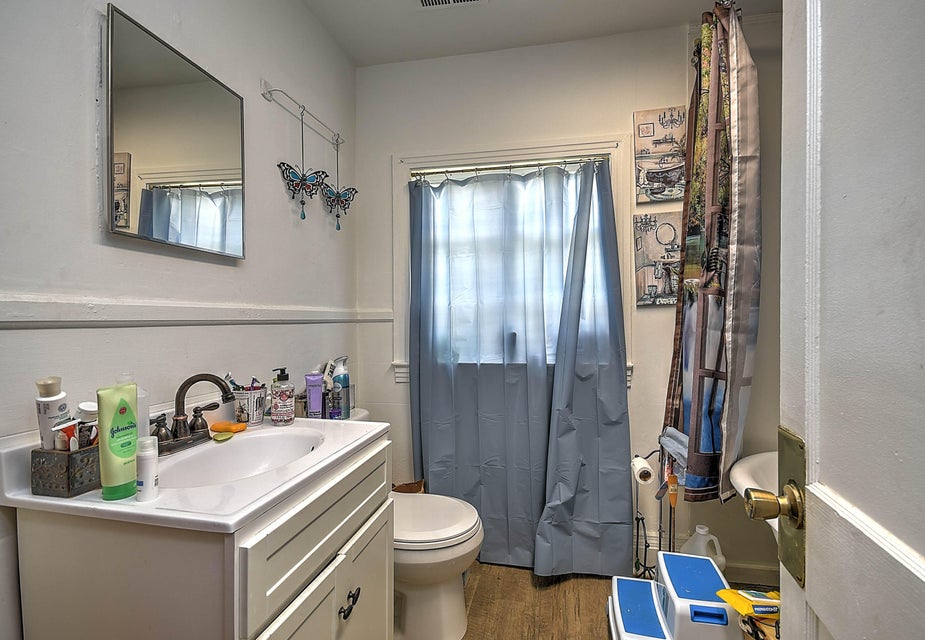 Photo #25: 1040 Summer Street