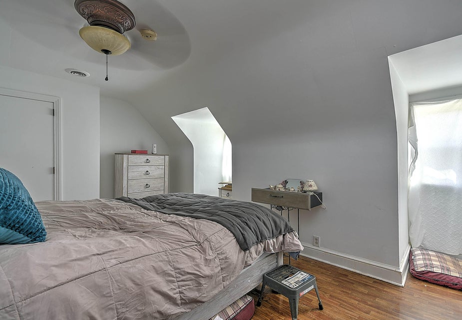 Photo #30: 1040 Summer Street