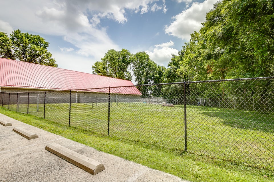 Photo #34: 1045 Wilcox Drive