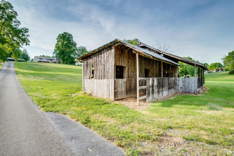 Photo #7: 440 Minga Road