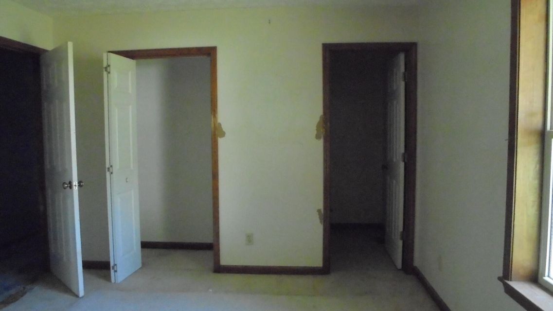 Photo #13: 205 Mountain Ash Drive
