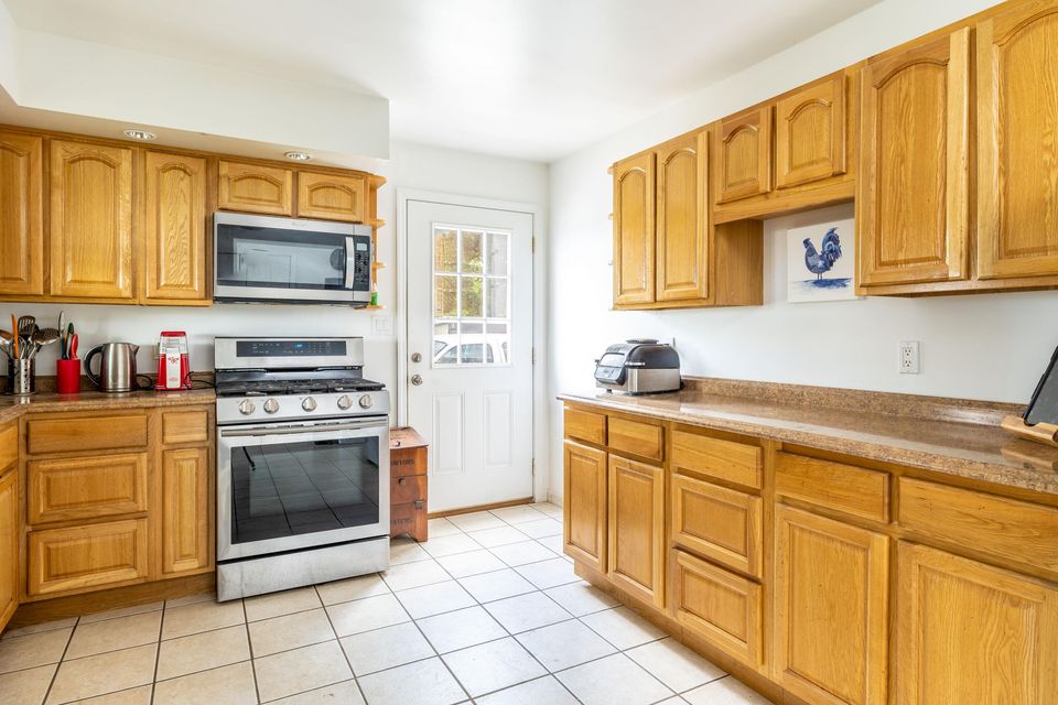 Photo #9: 1340 Ivy Hall Drive